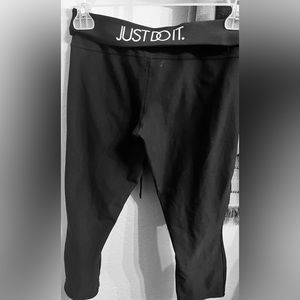 Nike Pro 3/4 Length Black Work Out Pants/leggings Sz S (2 pair avail) Like New